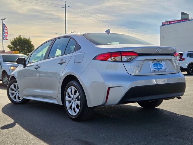 2024 Toyota Corolla LE photo 5