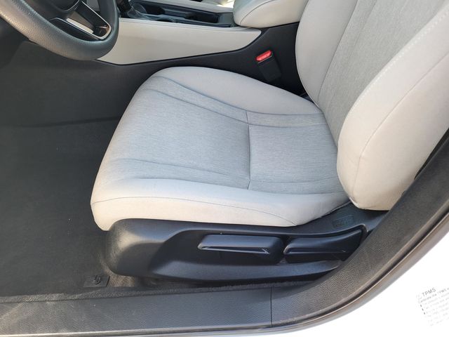 2025 Honda Accord LX - Photo 17