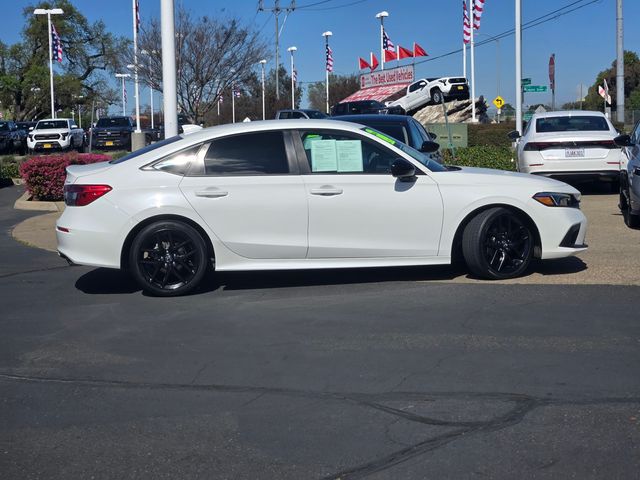 2022 Honda Civic Sport photo 2
