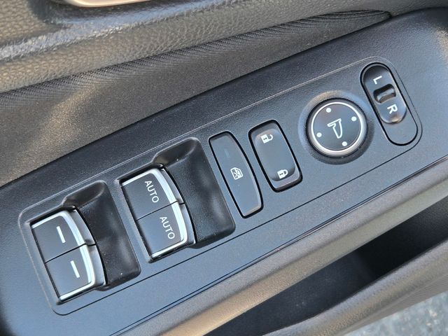 2025 Honda Civic Sport - Photo 17