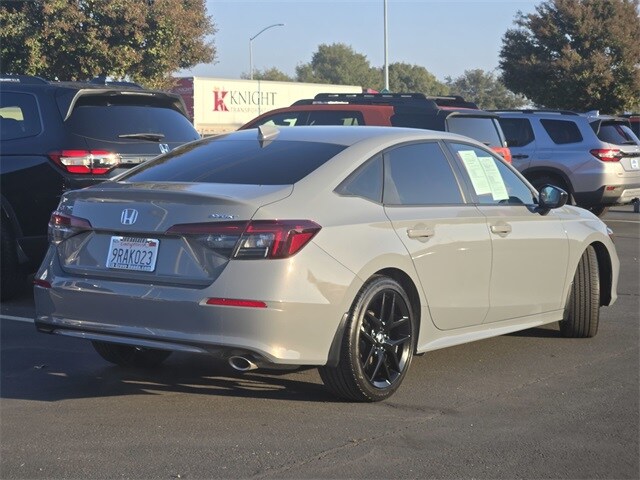 2025 Honda Civic Sport photo 2