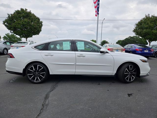 2025 Honda Accord Hybrid Touring photo 2