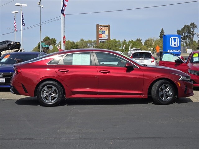2022 Kia K5 LXS photo 4
