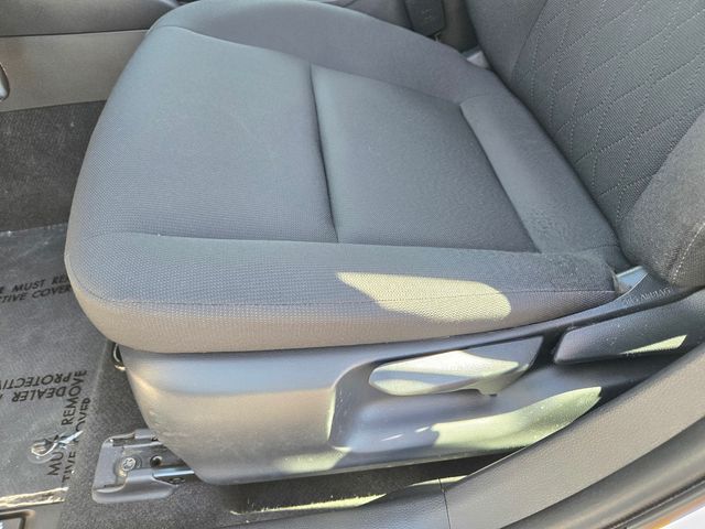 2024 Toyota Corolla LE - Photo 14