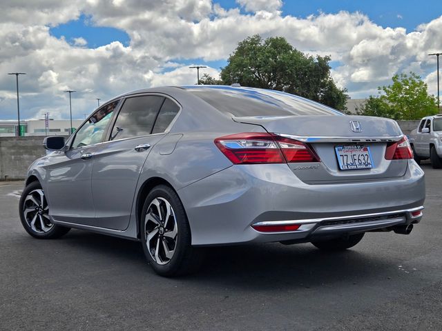 2017 Honda Accord EX-L photo 5