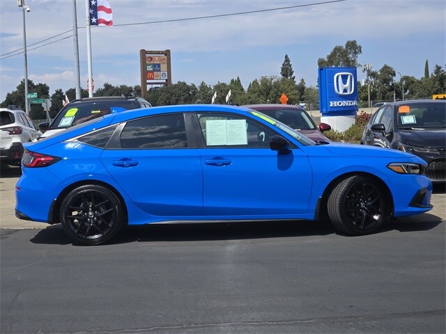2022 Honda Civic Sport Hatchback photo 3