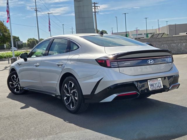 2024 Hyundai Sonata SEL photo 5