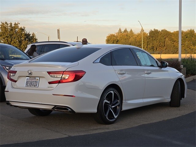 2018 Honda Accord Sport photo 3