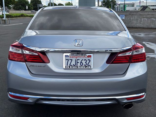 2017 Honda Accord EX-L photo 4