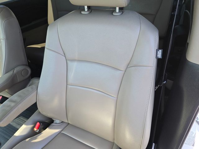 2022 Honda Pilot EX-L - Photo 14