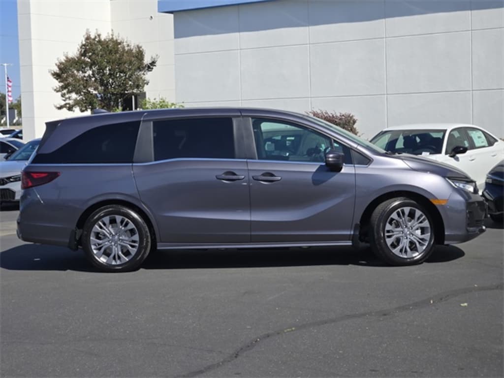 New 2026 Honda Odyssey Touring Van Passenger