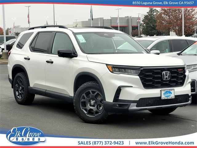 2025 Honda Pilot TrailSport's photo