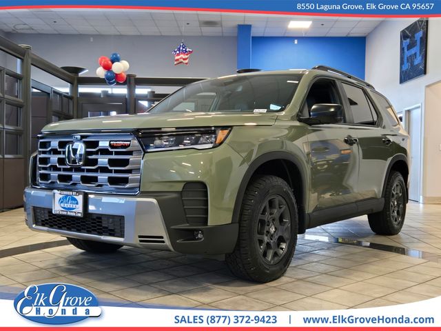 2026 Honda Pilot TrailSport AWD's photo