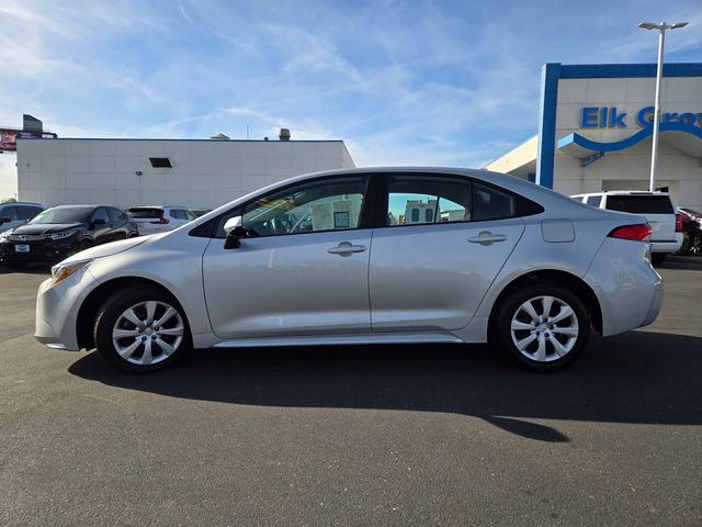 2024 Toyota Corolla LE photo 6