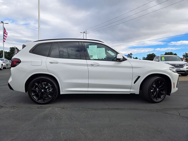 2023 BMW X3 sDrive30i photo 2