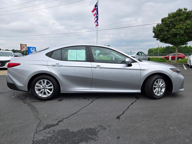 2025 Toyota Camry LE photo 2