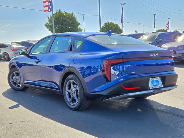 2025 Kia K4 LXS photo 5