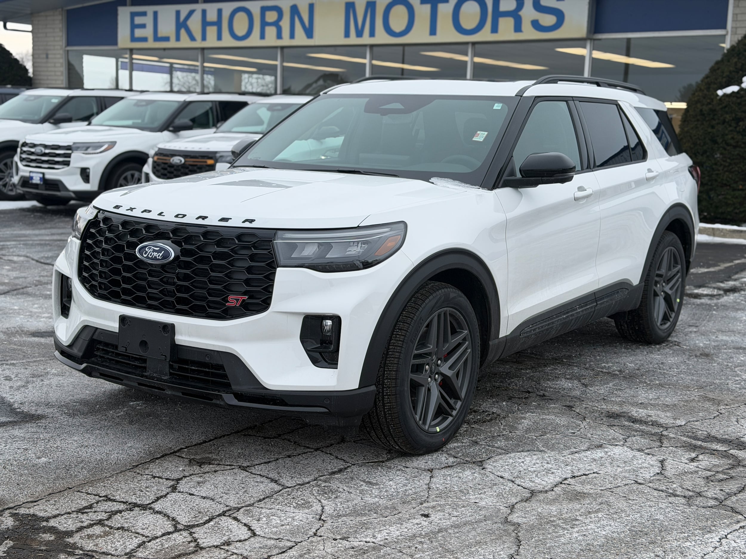 2026 Ford Explorer ST's photo