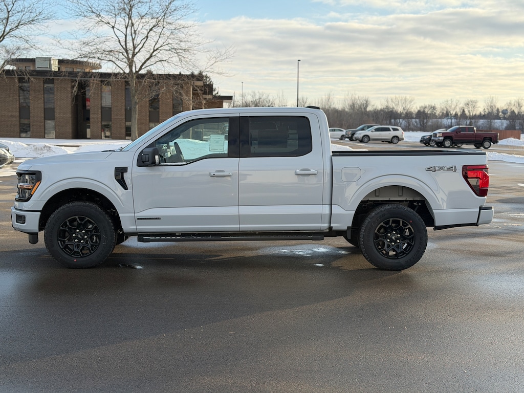 New 2025 Ford F-150 XLT Truck SuperCrew Cab