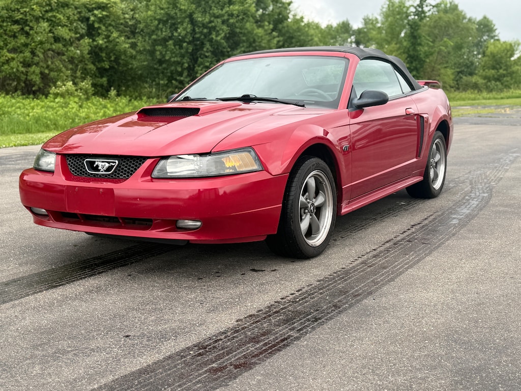 Used 2001 Ford Mustang GT CONVERTIBLE