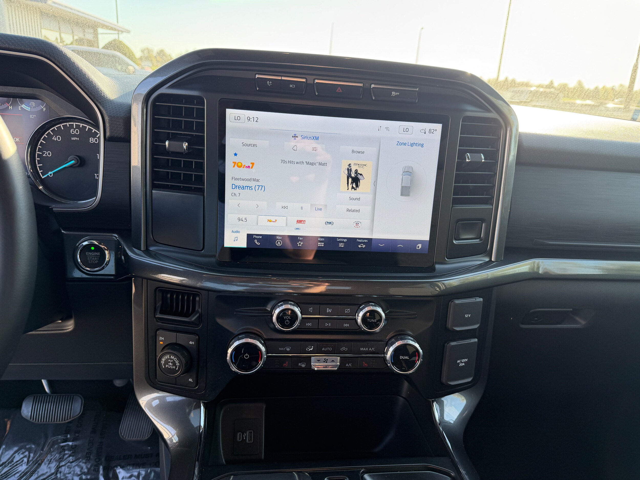 2023 Ford F-150 XLT - Photo 10