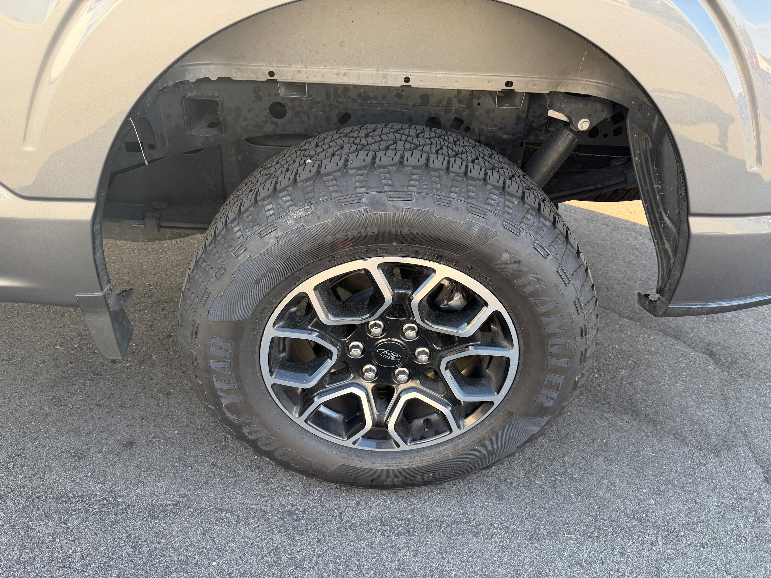 2023 Ford F-150 XLT - Photo 17