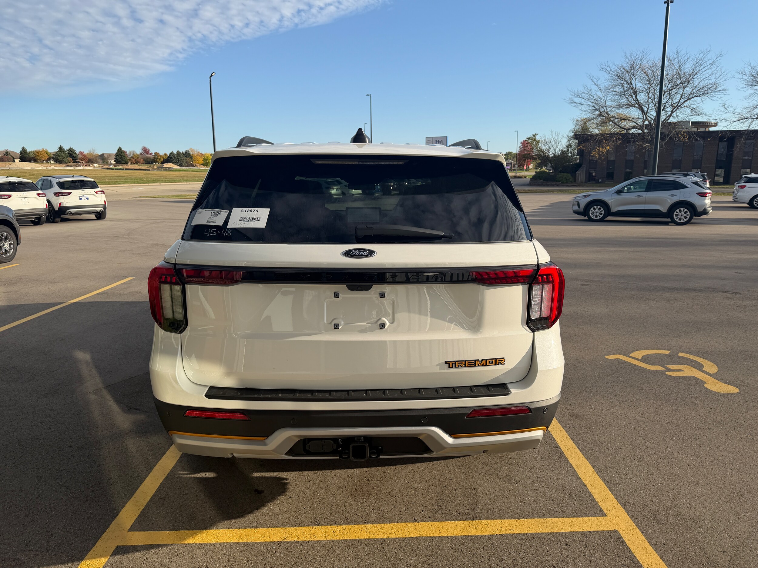 2026 Ford Explorer photo 3