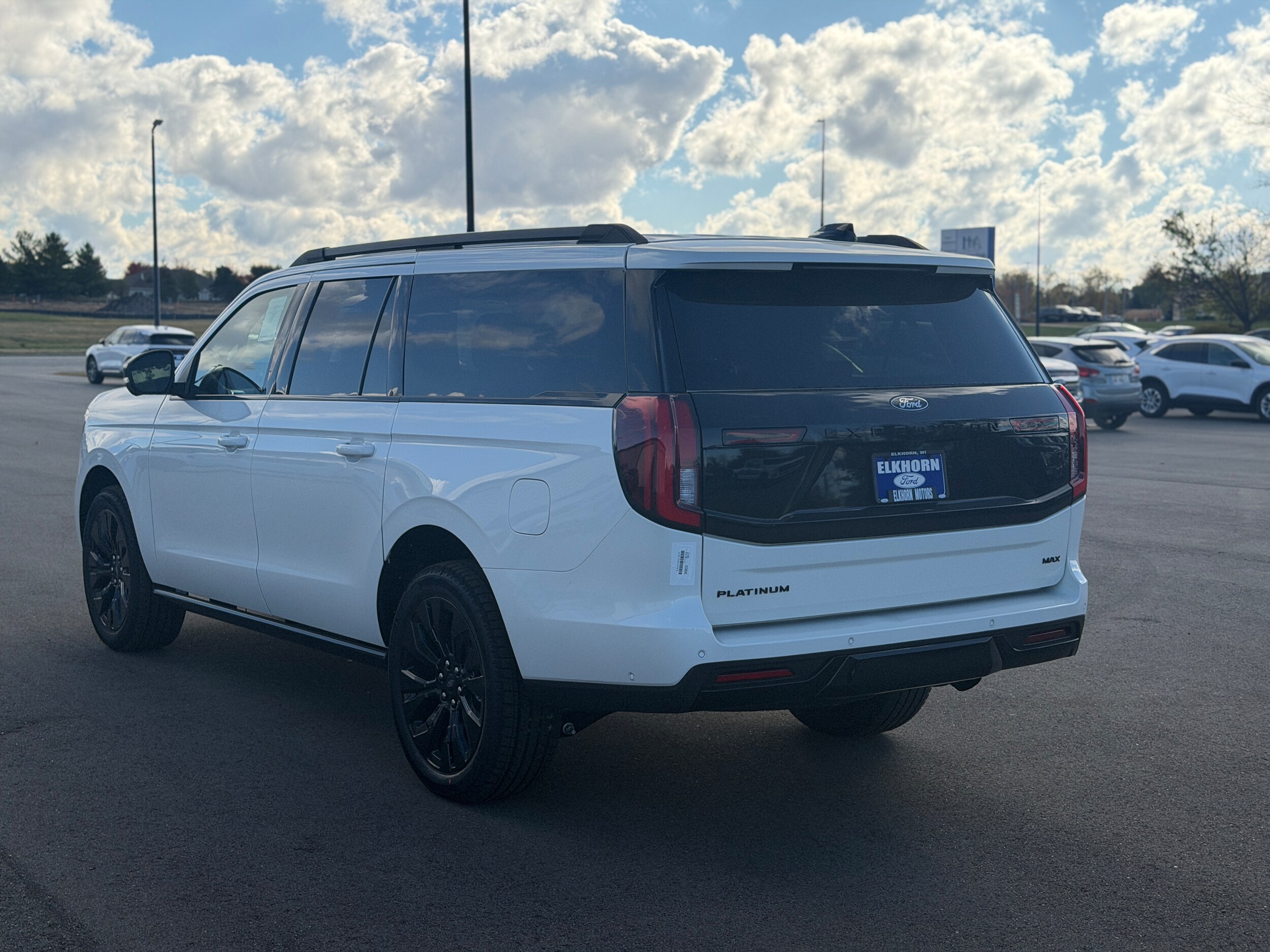 2025 Ford Expedition MAX Platinum photo 2