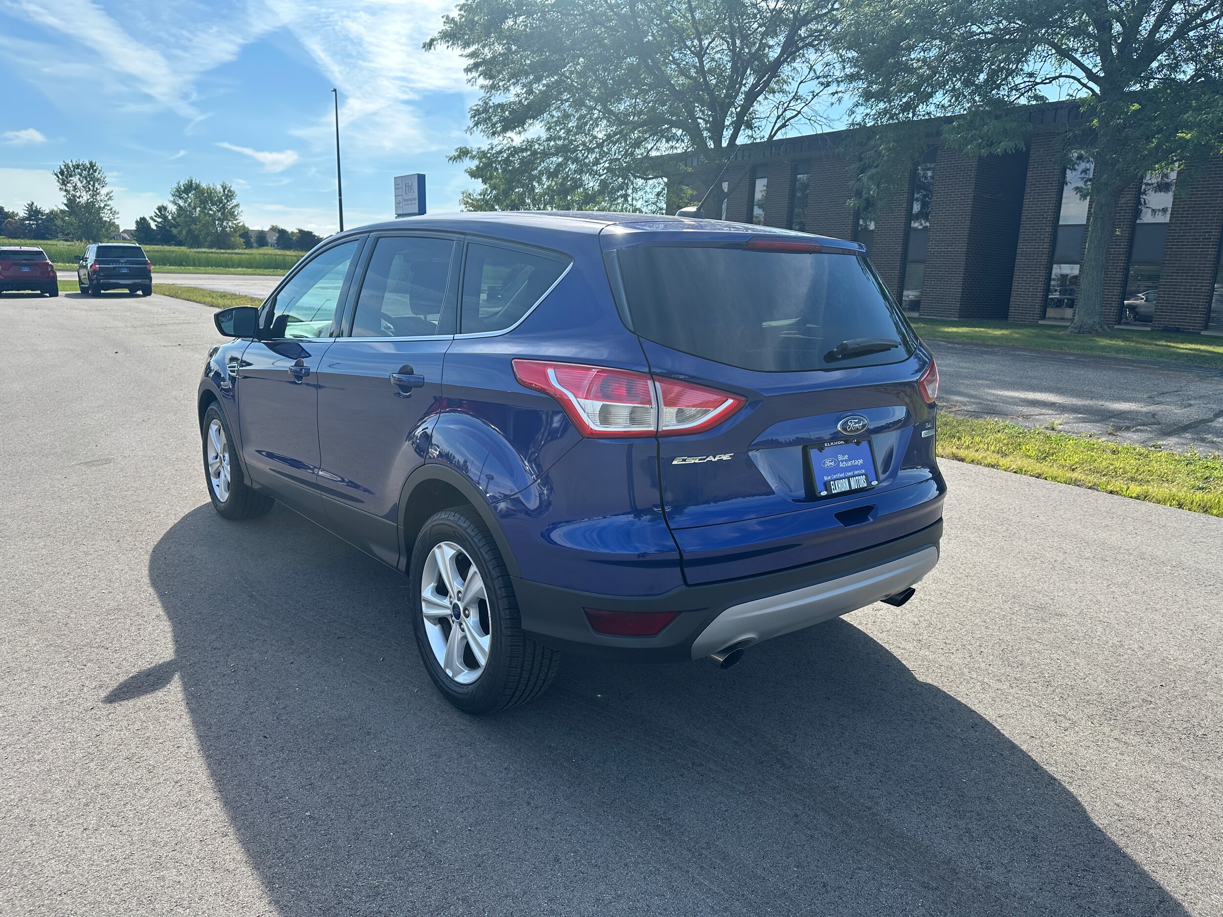 2016 Ford Escape SE photo 2