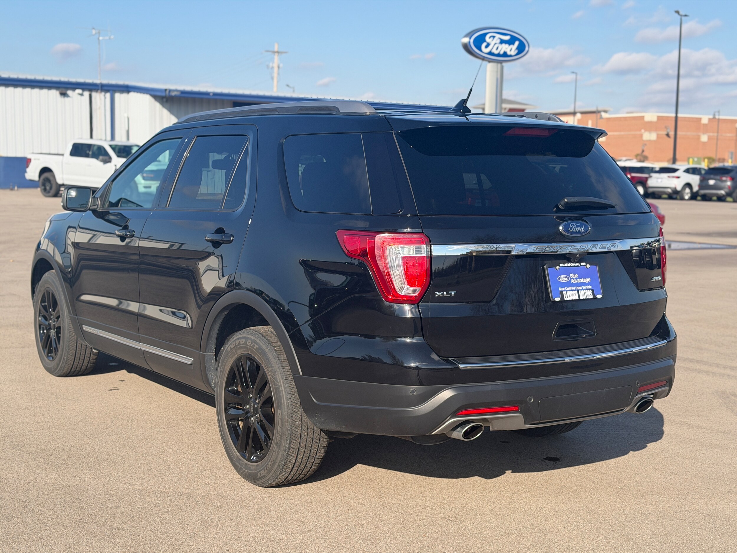 2018 Ford Explorer XLT photo 3