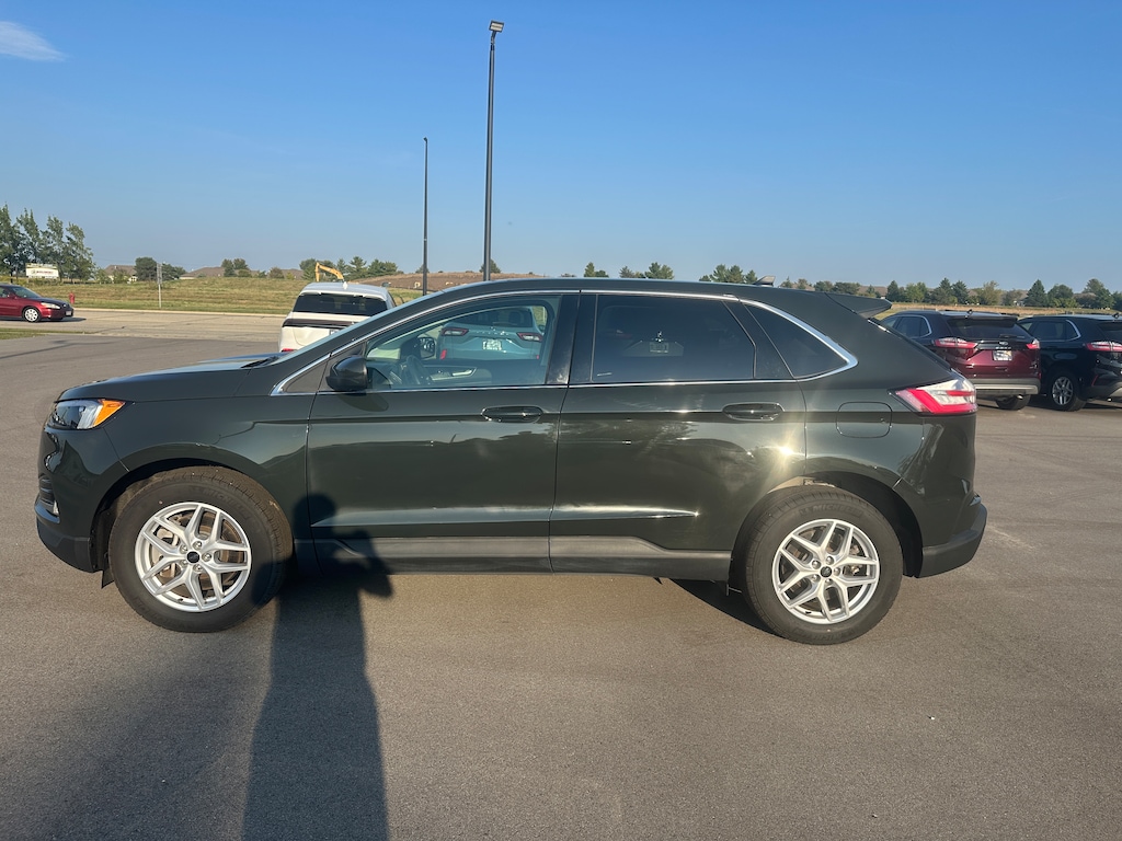 Certified 2024 Ford Edge SEL WAGON