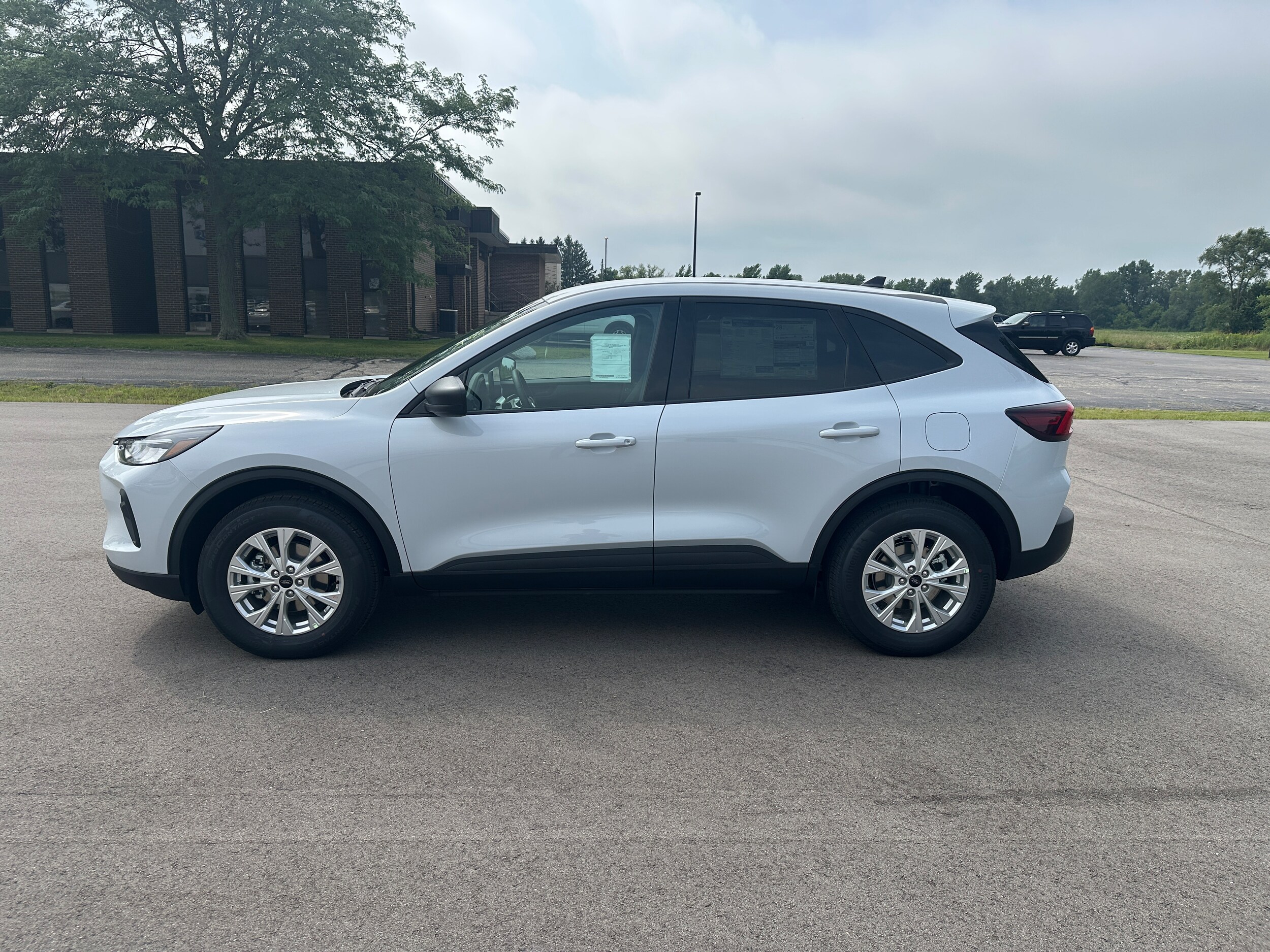 2025 Ford Escape Active photo 2