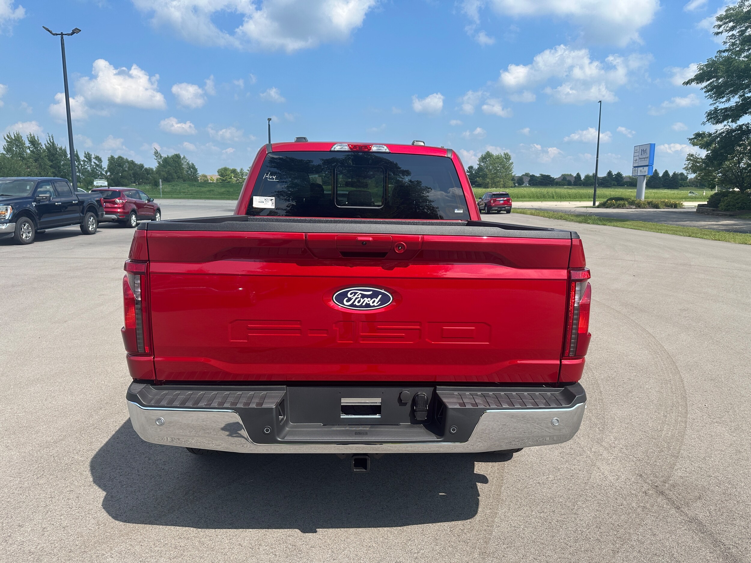 2025 Ford F-150 XLT photo 3