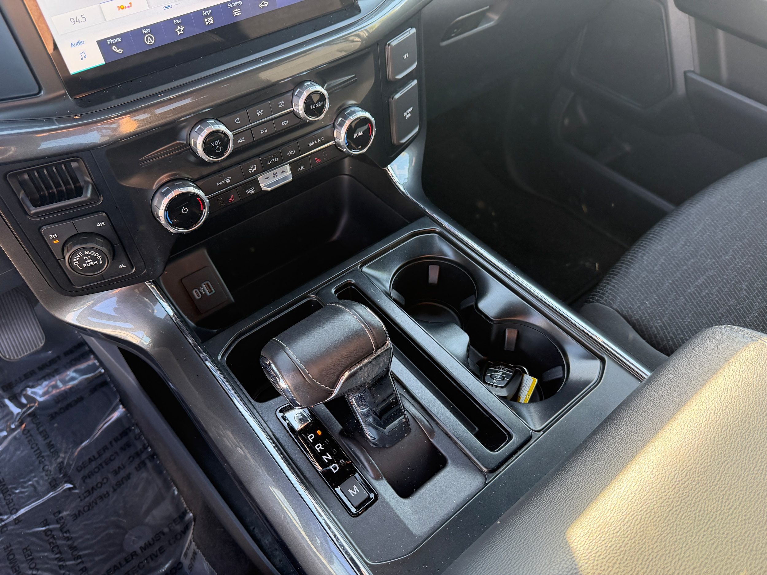 2023 Ford F-150 XLT - Photo 11