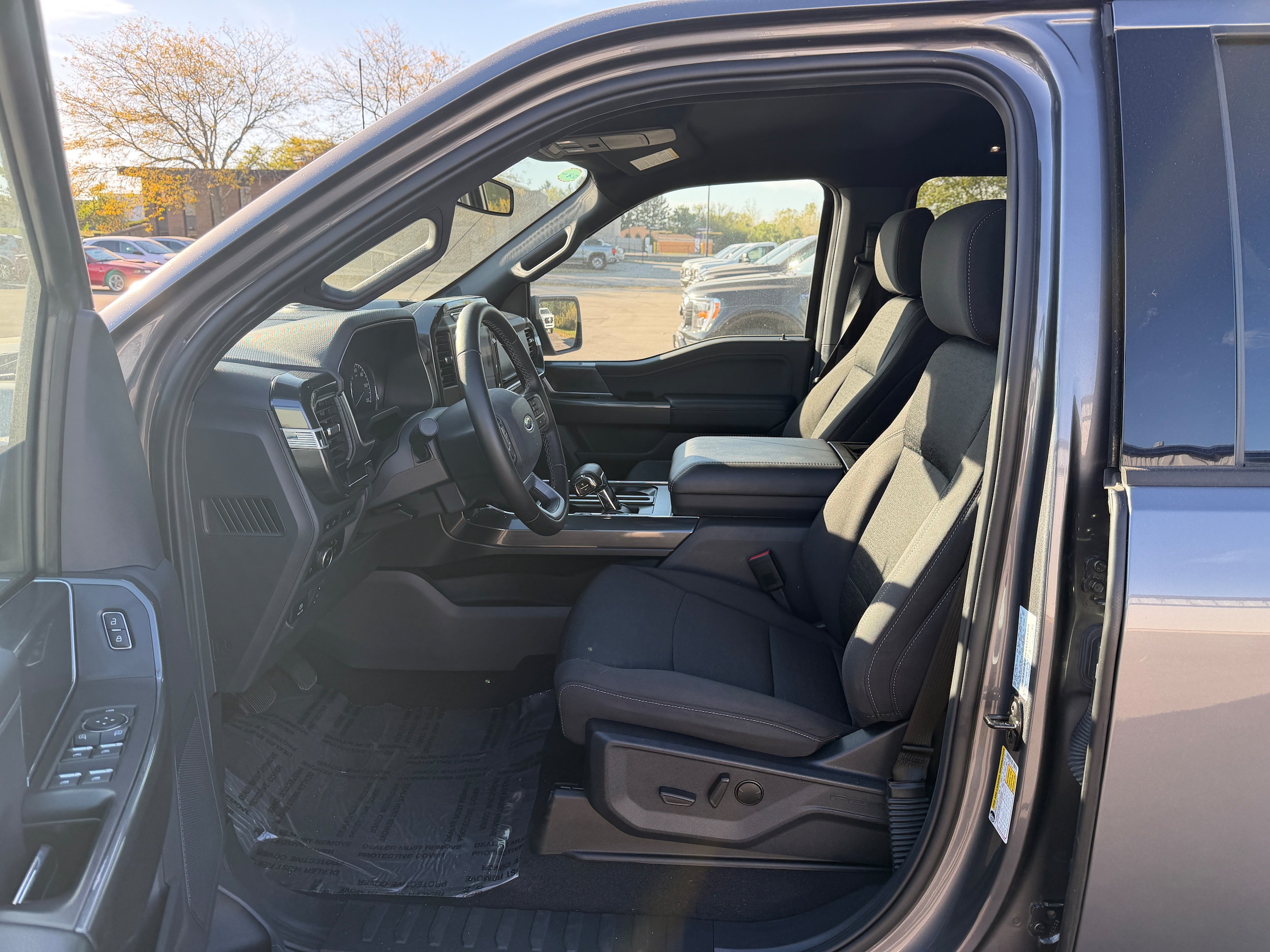 2023 Ford F-150 XLT - Photo 7