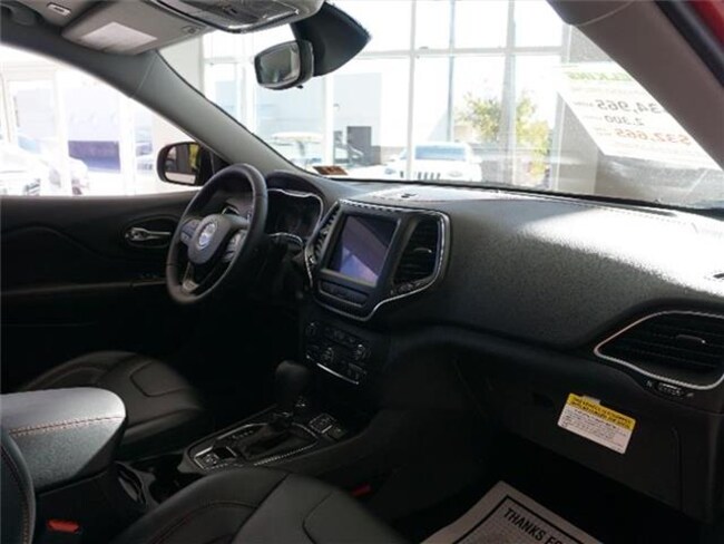 New 2019 Jeep Cherokee Trailhawk 4x4 In Elkins Wv