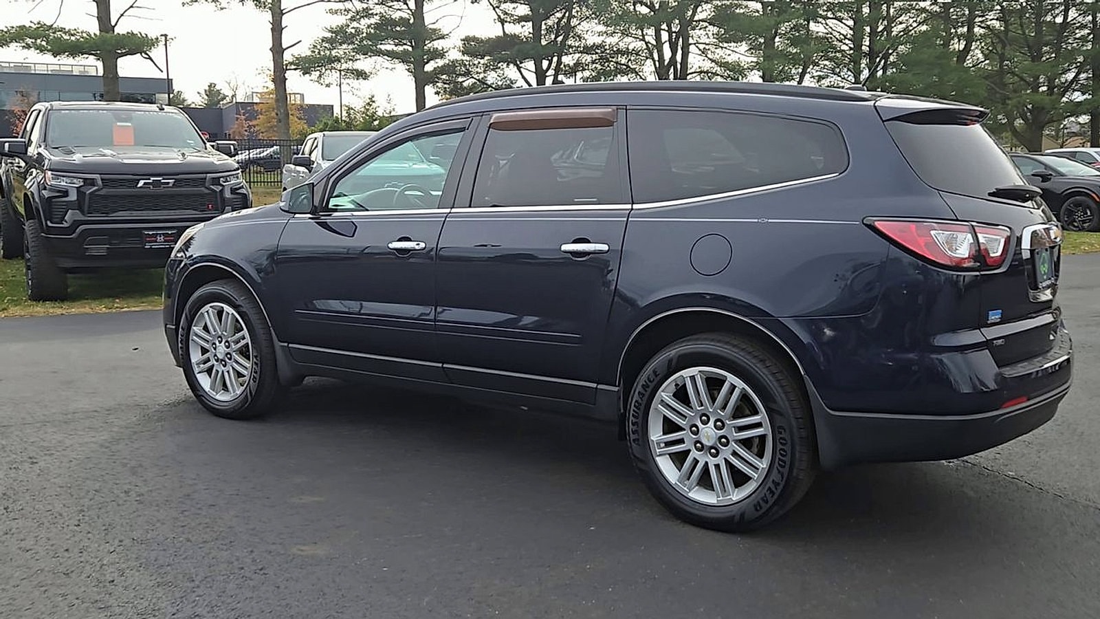 Used 2015 Chevrolet Traverse 1LT with VIN 1GNKVGKD6FJ262683 for sale in Evesham, NJ
