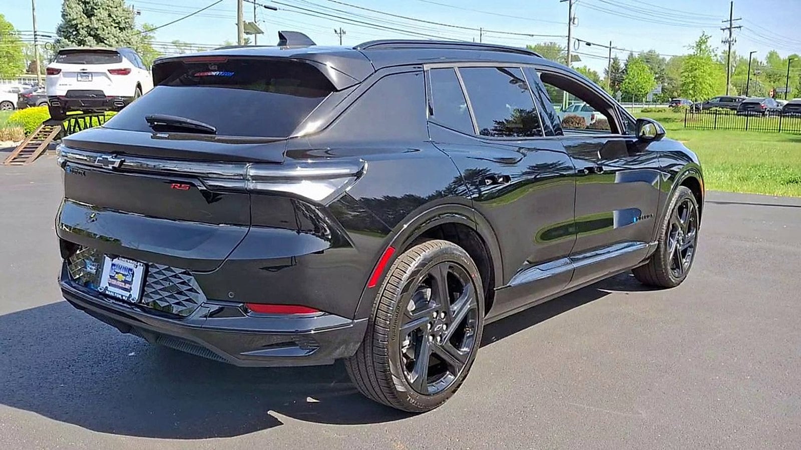 2025 Chevrolet Equinox EV RS - Photo 8