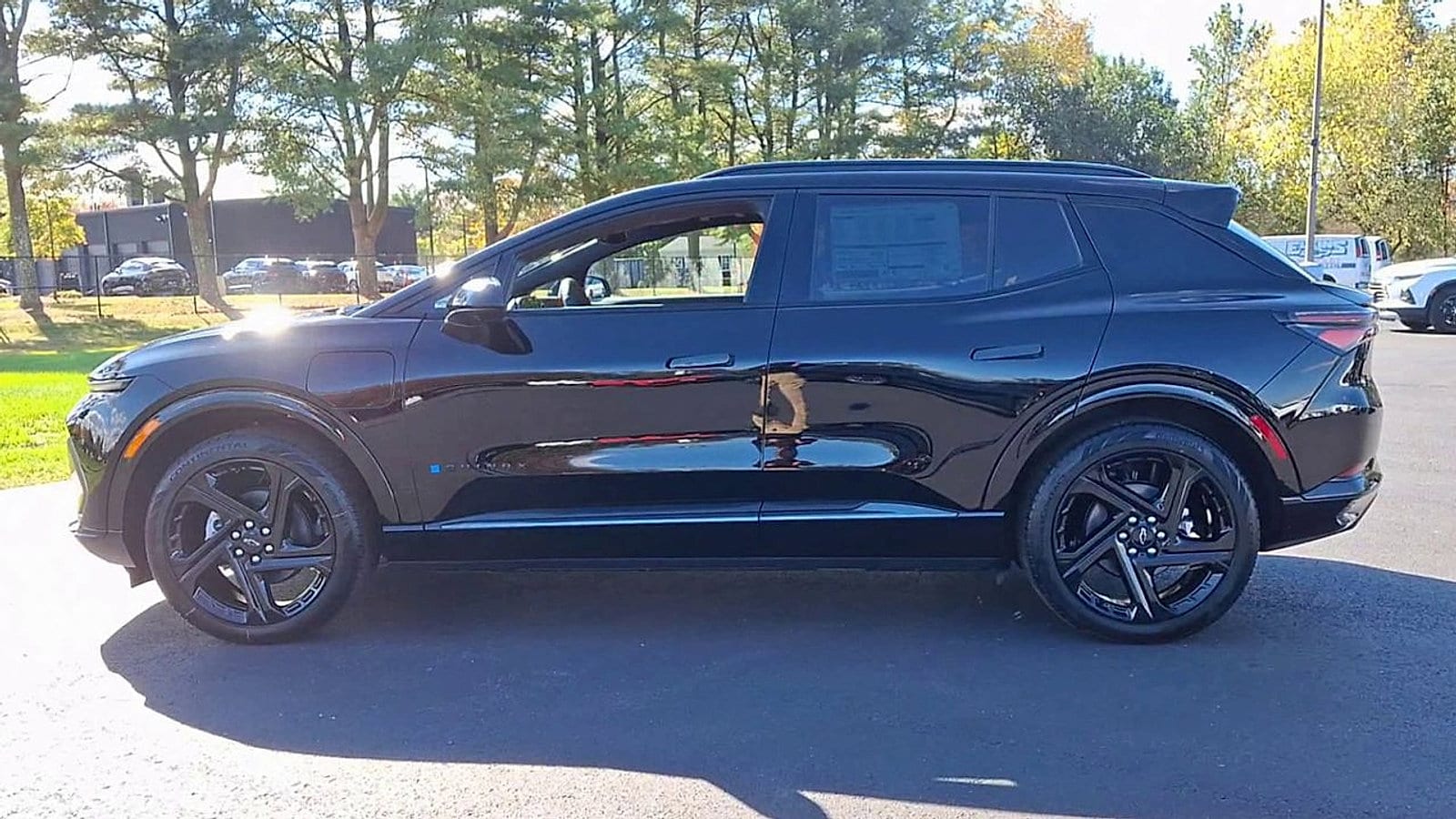 2026 Chevrolet Equinox EV RS - Photo 9