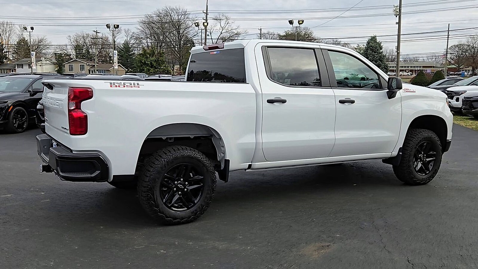 2025 Chevrolet Silverado 1500 Custom Trail Boss photo 4