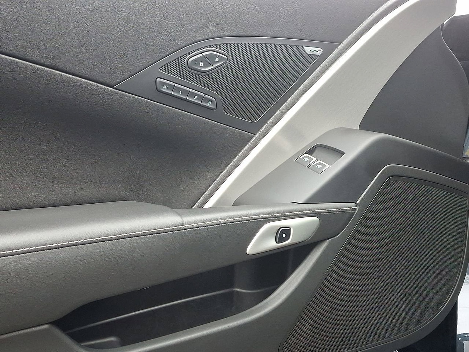 2019 Chevrolet Corvette 2LT - Photo 10