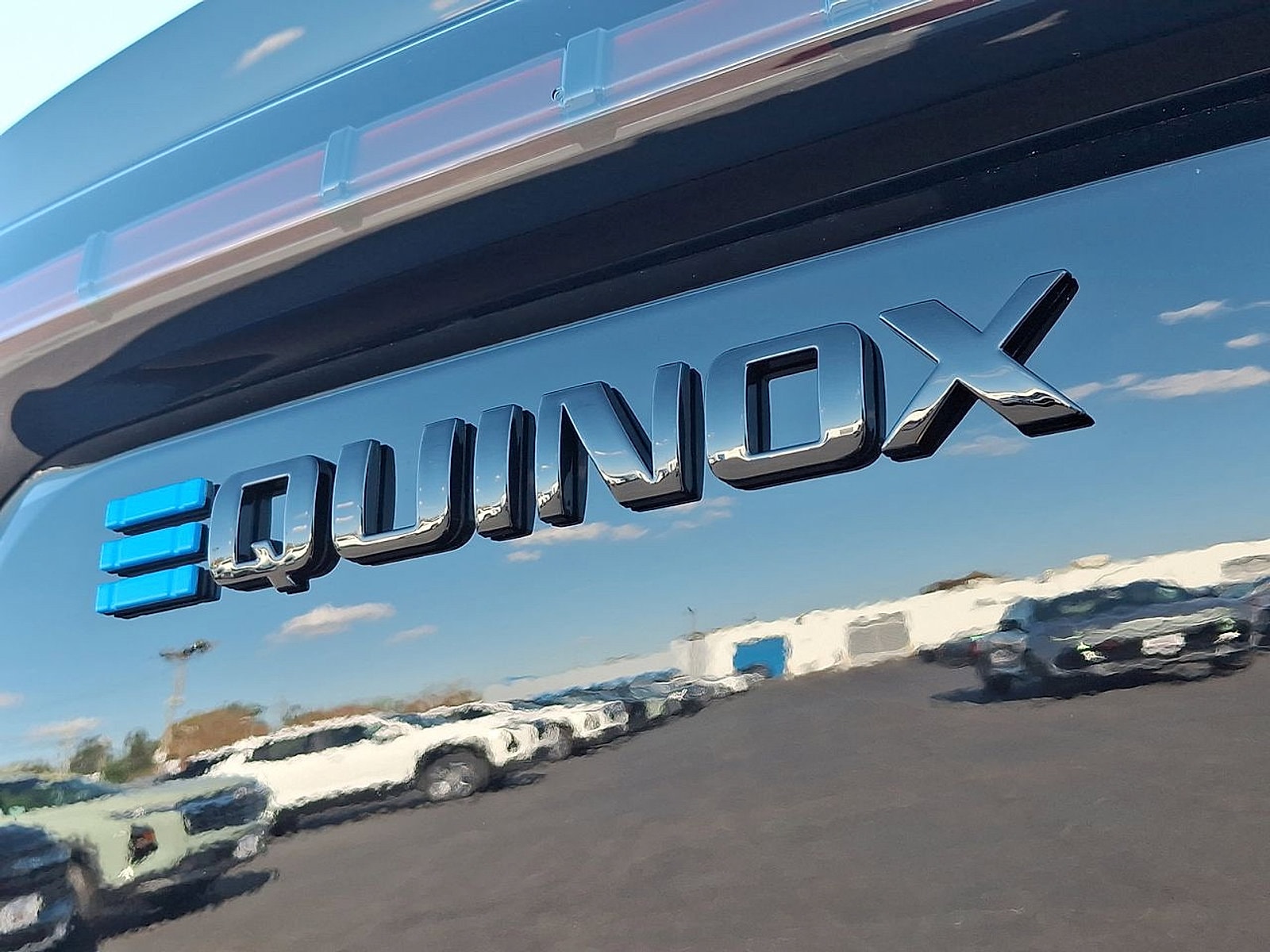 2026 Chevrolet Equinox EV RS - Photo 19