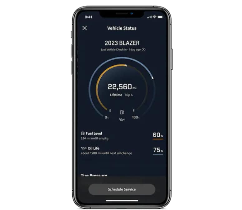 myChevrolet app vehicle status showing mileage oil fuel and fuel level display