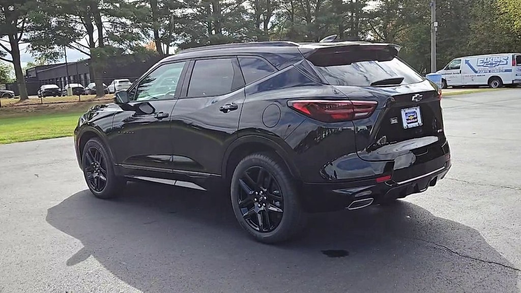 New 2025 Chevrolet Blazer RS SUV