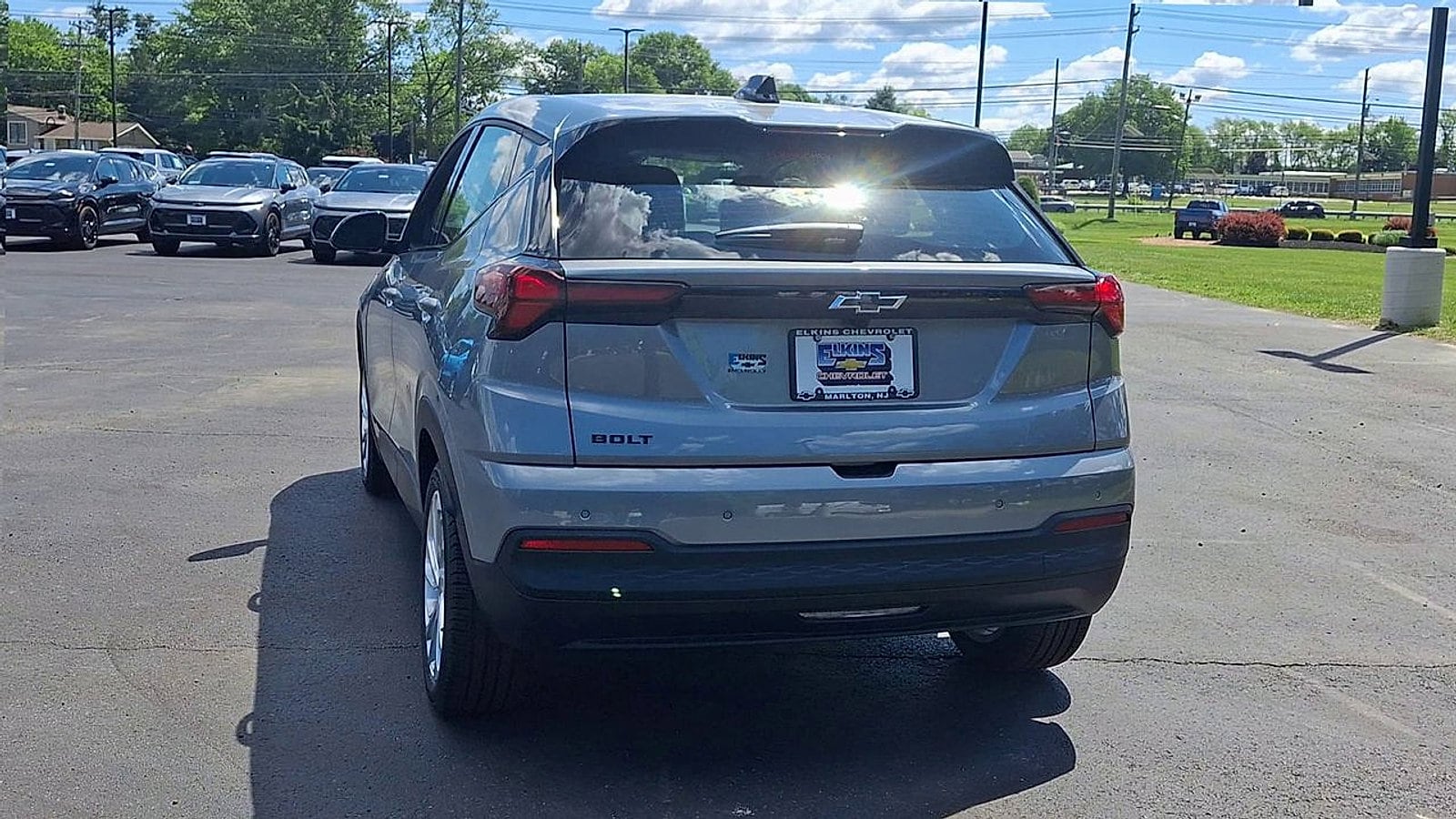 2027 Chevrolet Bolt LT - Photo 9