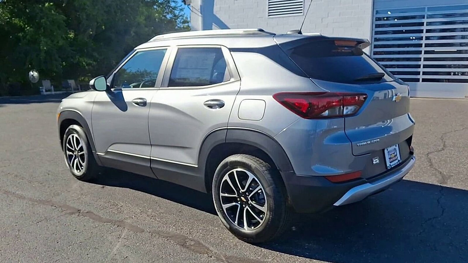 2026 Chevrolet Trailblazer LT photo 3
