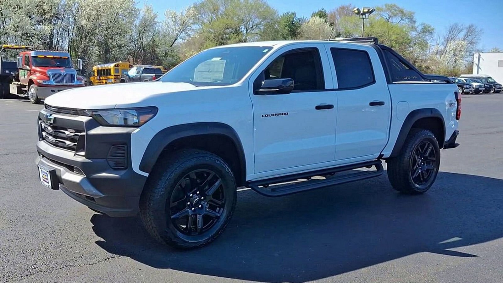 2025 Chevrolet Colorado Trail Boss photo 4