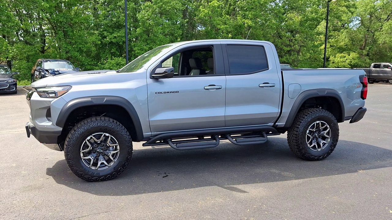 2026 Chevrolet Colorado ZR2 - Photo 7