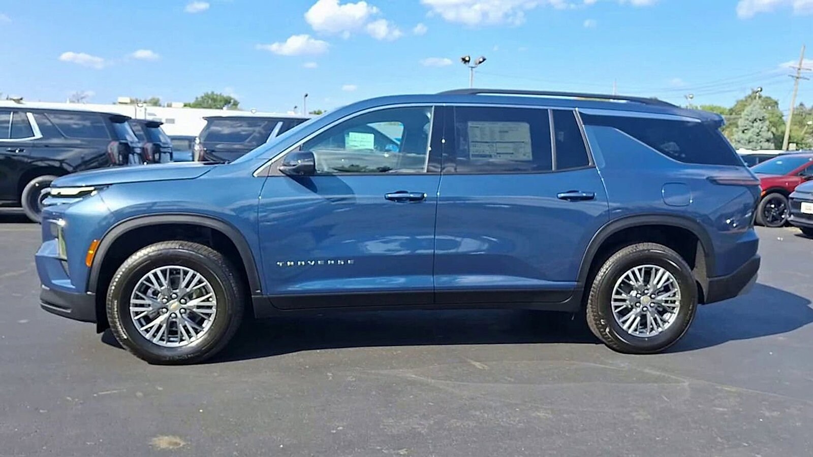 2026 Chevrolet Traverse photo 4