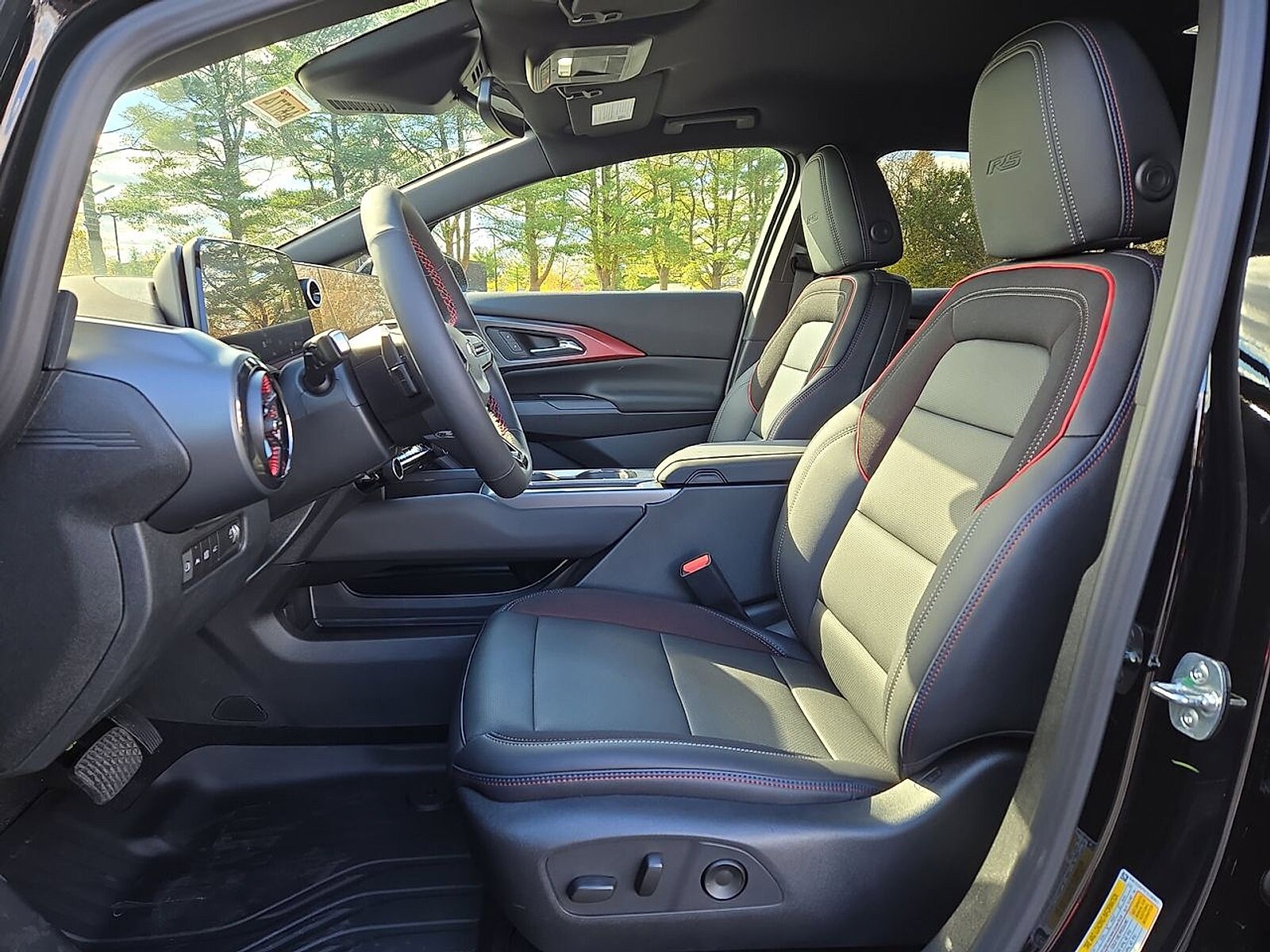2026 Chevrolet Equinox EV RS - Photo 14